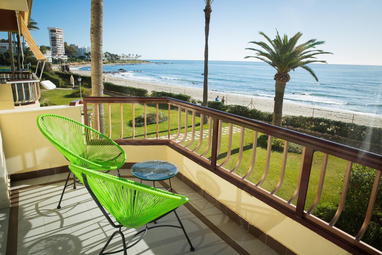 Holidays2Riviera Sea Side Front Beach Sitio de Calahonda ภายนอก รูปภาพ
