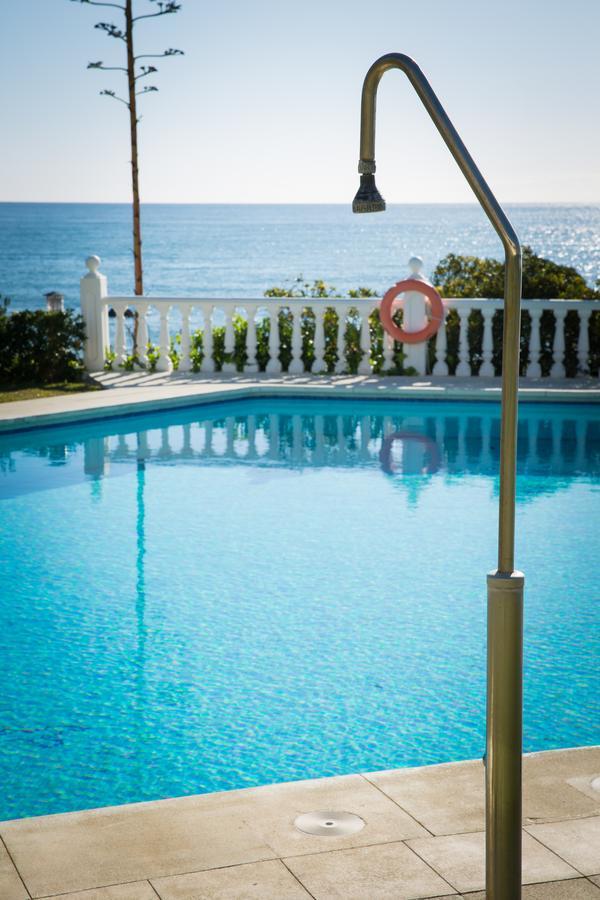 Holidays2Riviera Sea Side Front Beach Sitio de Calahonda ภายนอก รูปภาพ
